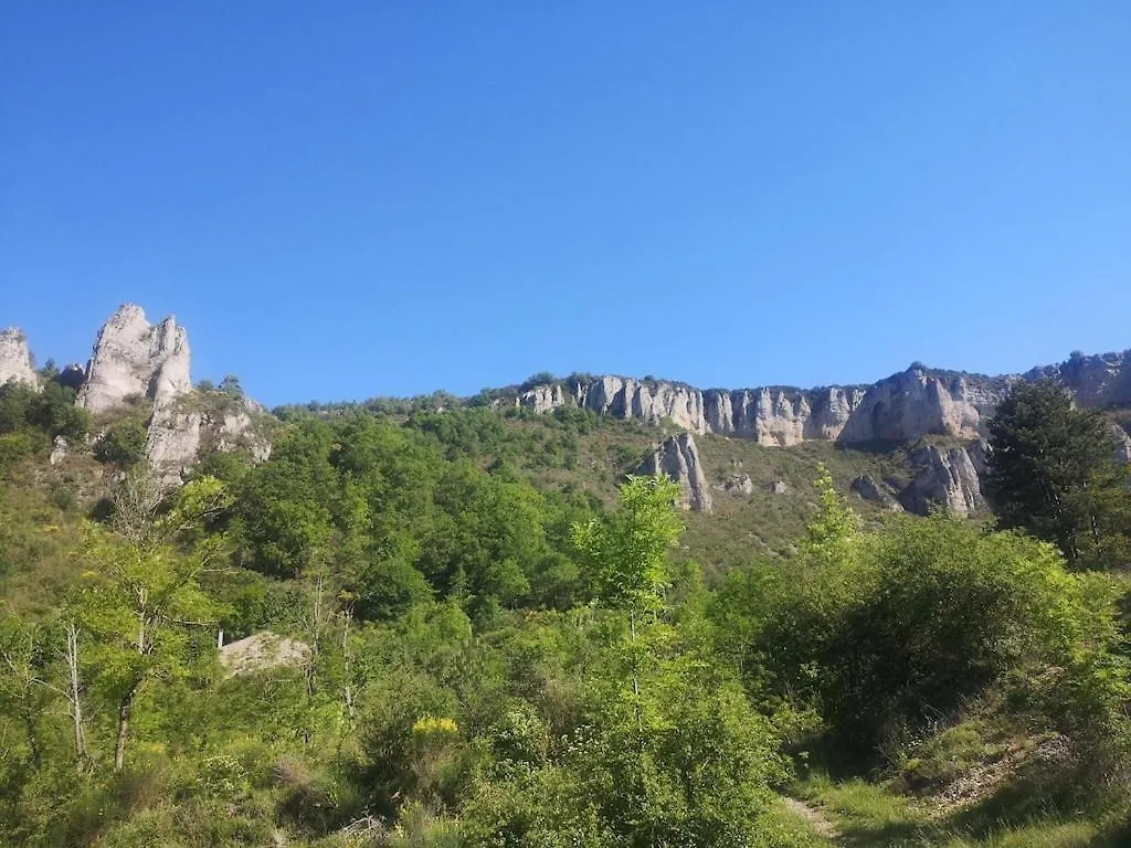 Chateau D'Eau Logement Insolite Tournemire  0*, Tournemire (Aveyron) France